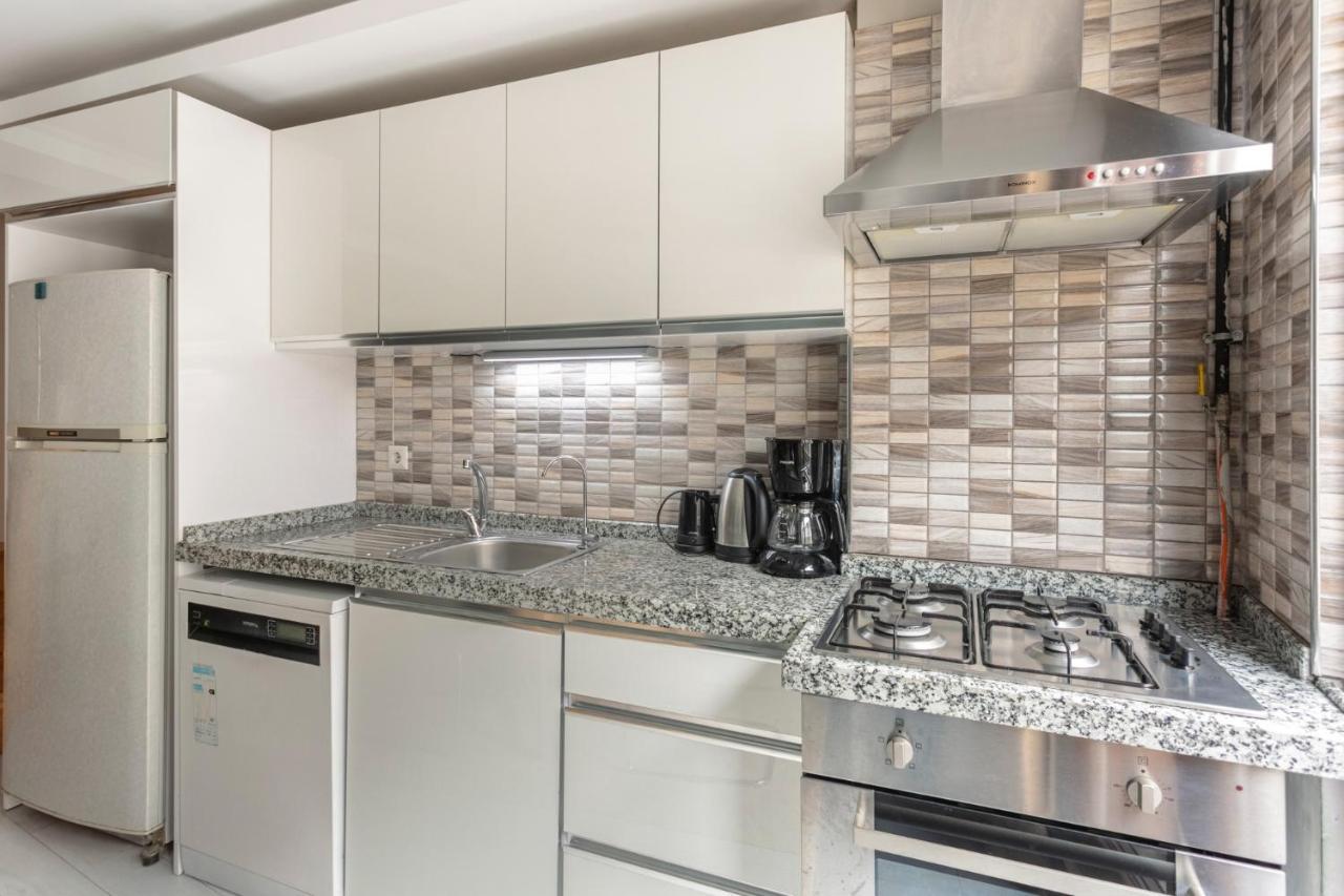 Appartamento Distinguished Flat 650 M To Galata Tower Provincia di Istanbul